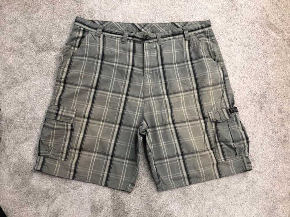 Wrangler Shorts Mens 44 Gray 60CMW6U Cargo Plaid … - image 1