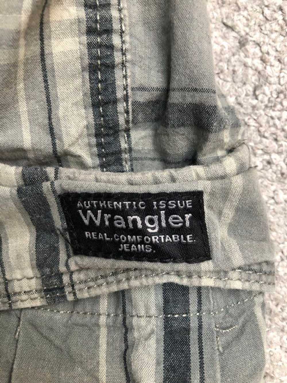 Wrangler Shorts Mens 44 Gray 60CMW6U Cargo Plaid … - image 8