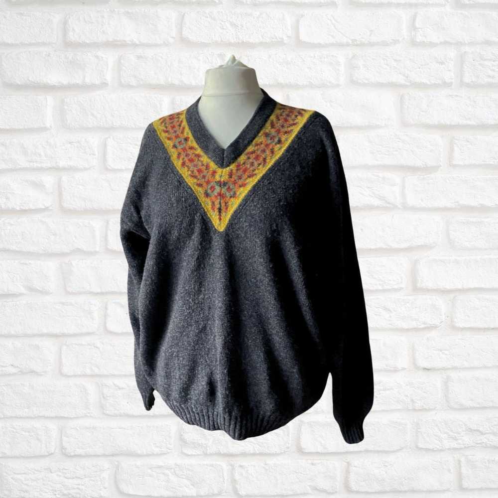 Vintage Dark Charcoal Wool Jumper with Decorated … - image 1