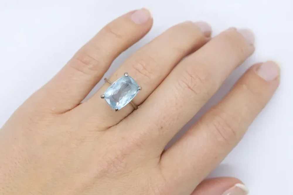 18k Aquamarine Solitaire ring. Huge Light Aquamar… - image 3