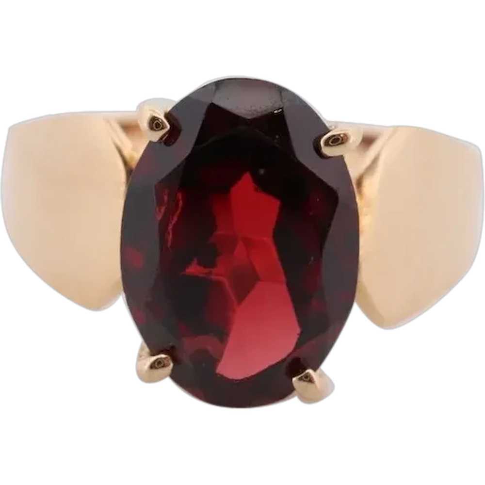 18k Oval Faceted Garnet ring. 18k Oval cut garnet… - image 1