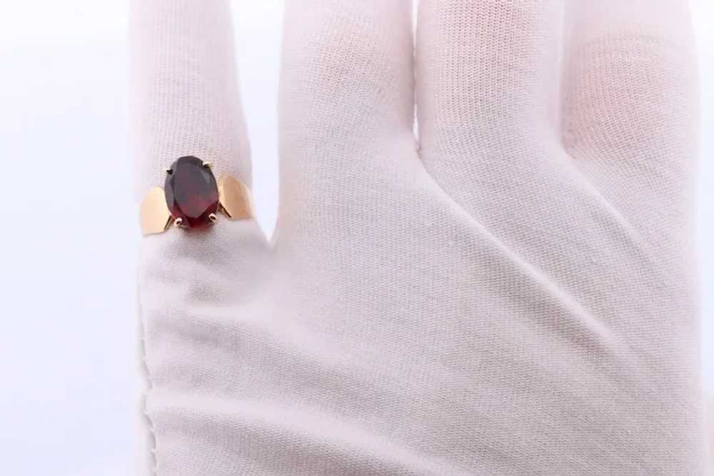 18k Oval Faceted Garnet ring. 18k Oval cut garnet… - image 2