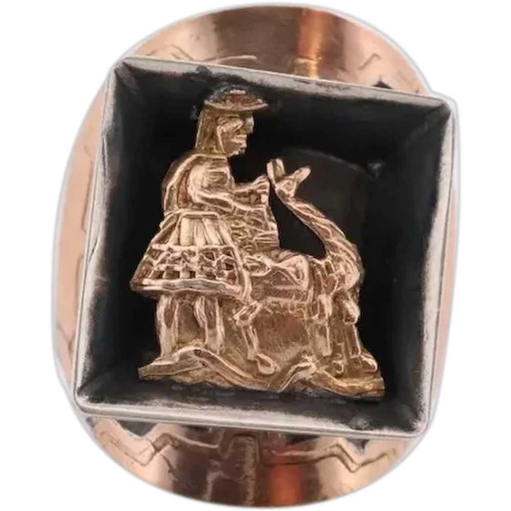 18k Heavy Signet ring. Aztec Mayan or Inca with L… - image 1