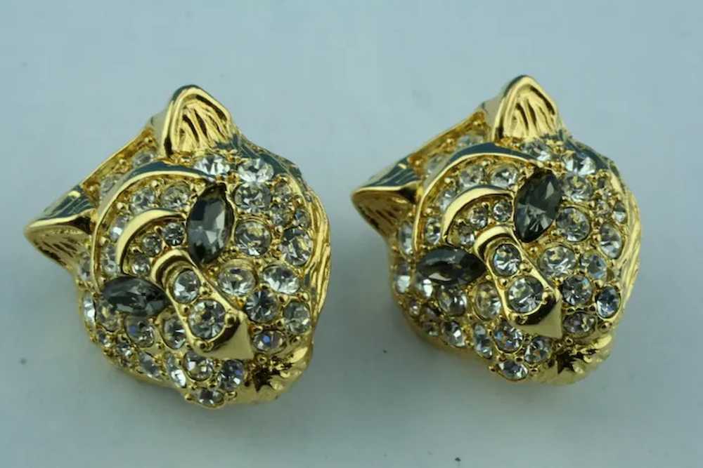 Trifari TM Leopard Clip on Rhinestone Earrings 19… - image 2