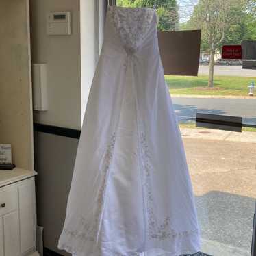 Wedding gown Davids Bridal