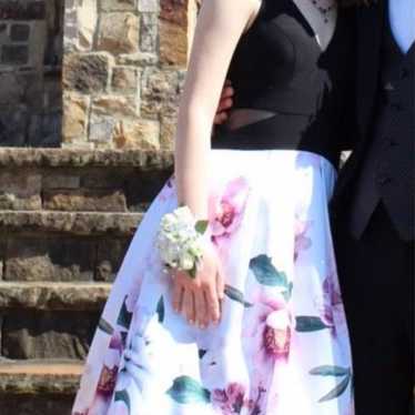 Floral Prom Dress Ball Gown Black White Pink Size… - image 1