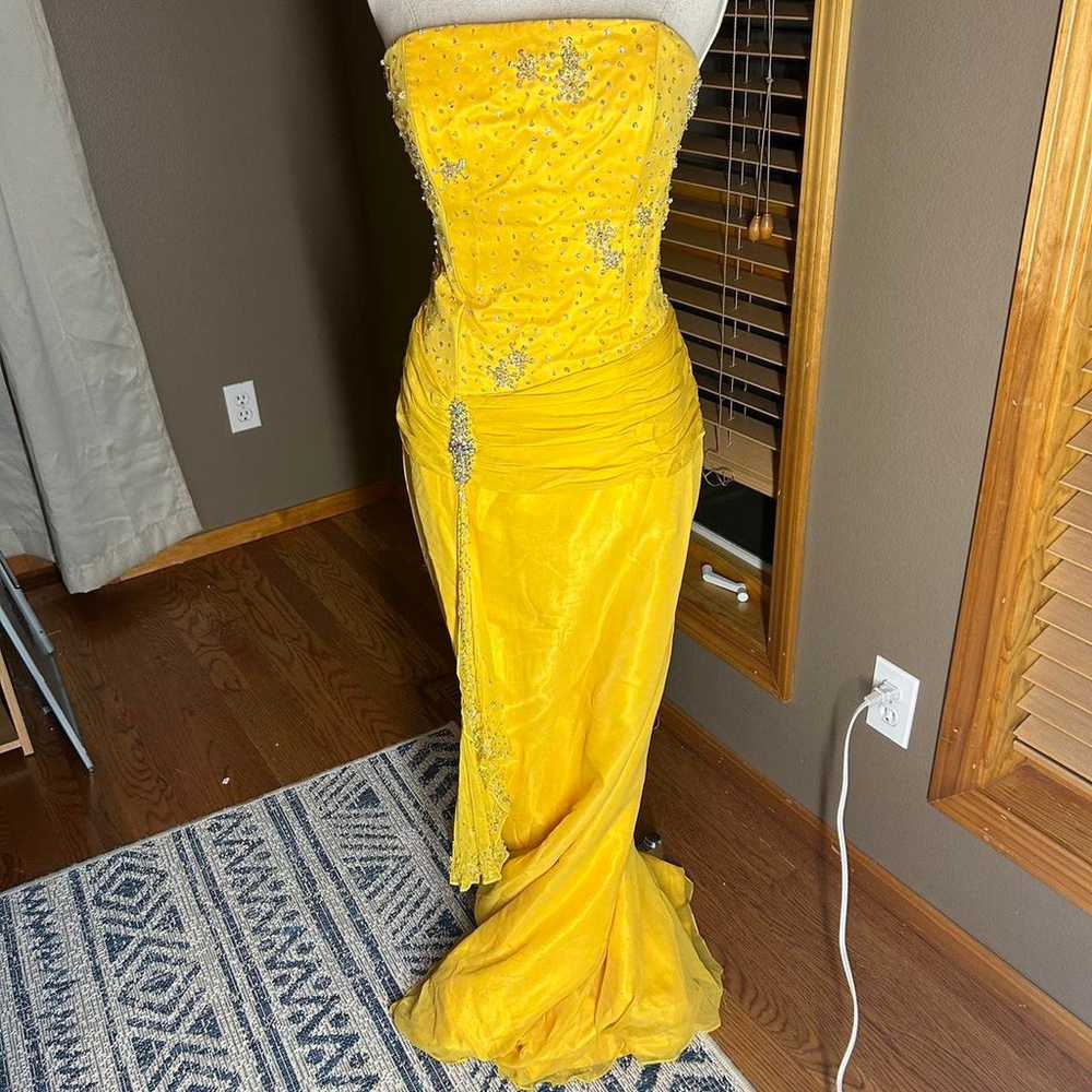 yellow beaded prom dress - image 3