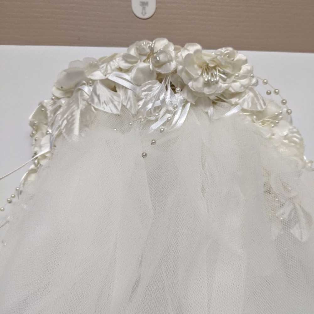 Vintage Cream Off Shoulder Wedding Dress - image 8
