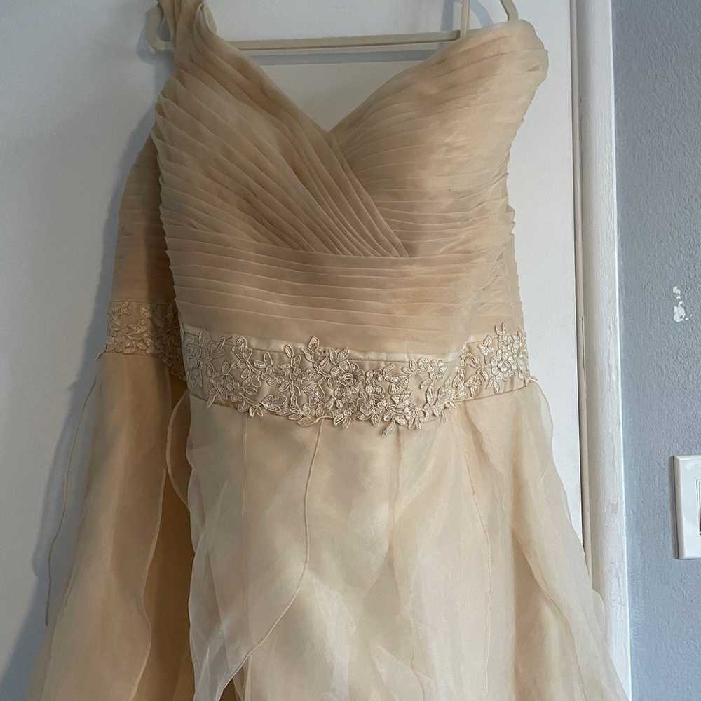 Wedding dress - image 2