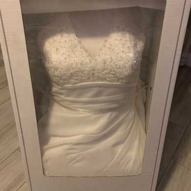 Bridal dress - Davids bridal