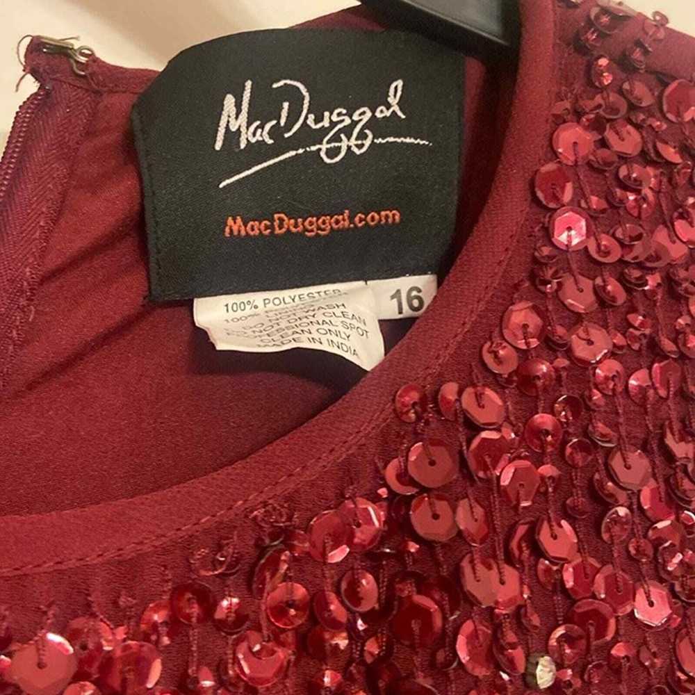 Mac Duggal Women's Red Sequined Sleeveless Sheath… - image 7