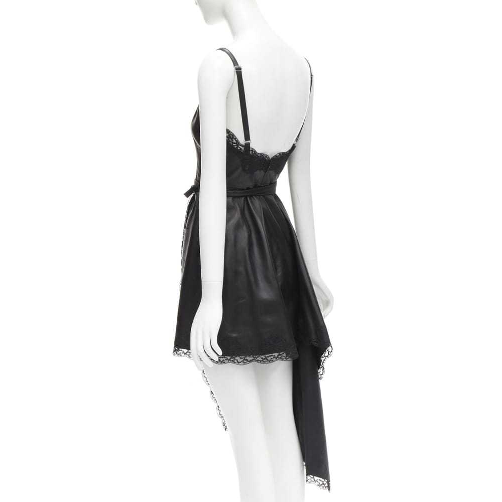 Alexander McQueen Leather mid-length dress - image 6