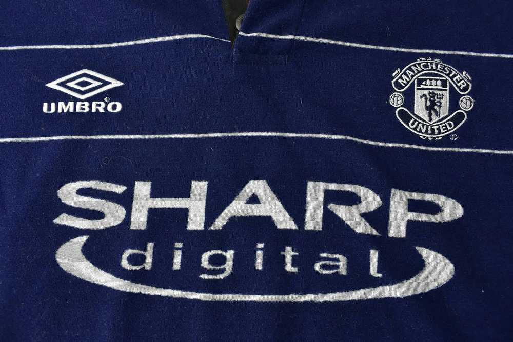 Umbro 1999-2000 UMBRO Manchester United Away Shir… - image 6