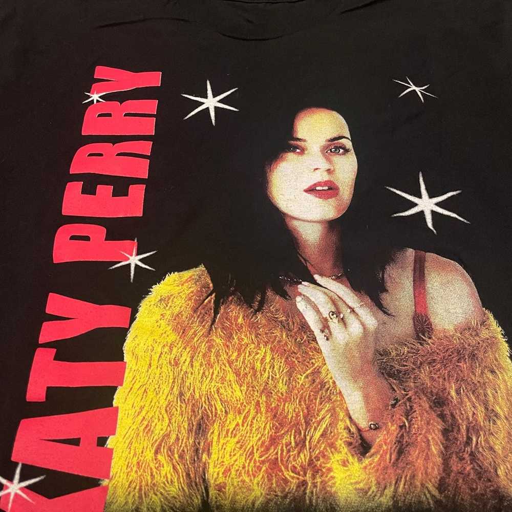Men’s Katy Perry “Roar Tour ” Graphic T-shirt (No… - image 2
