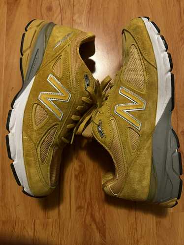 New balance hot sale 990v4 yellow