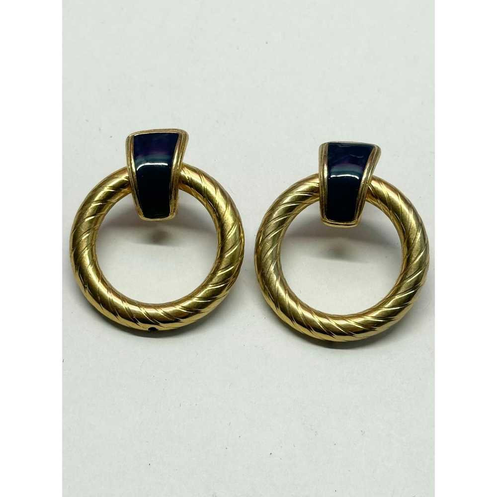 Vintage Vintage gold enamel hoop earrings - image 1