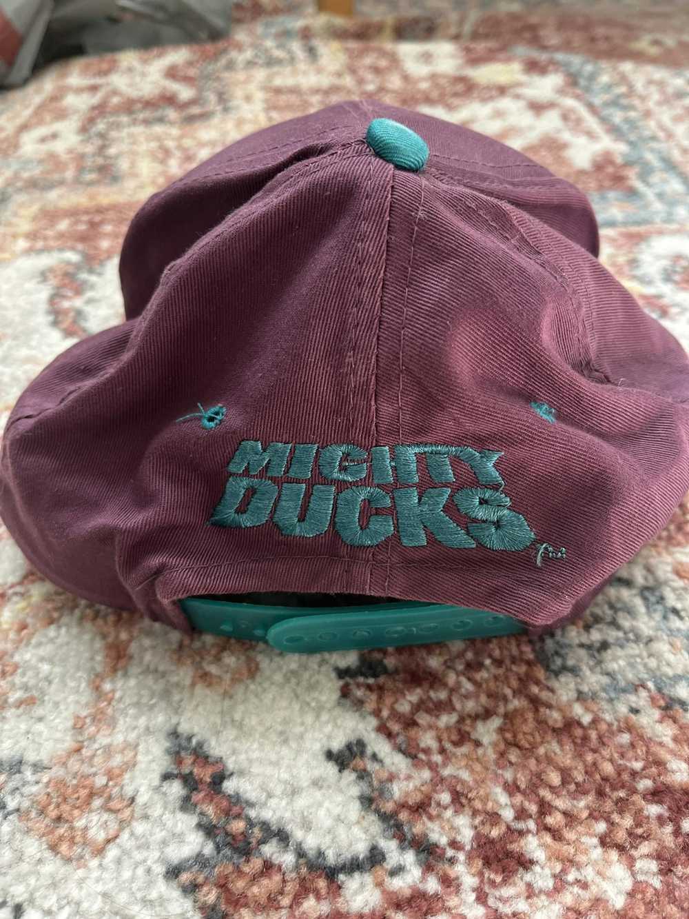 Disney × NHL Vintage 90’s Mighty Ducks Hat - image 6