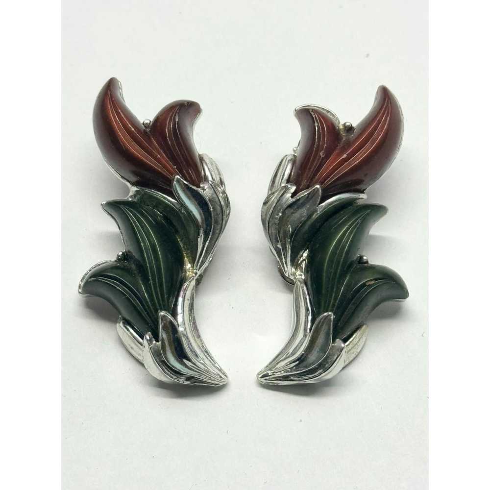 Vintage Vintage thermoset clip on earrings - image 1