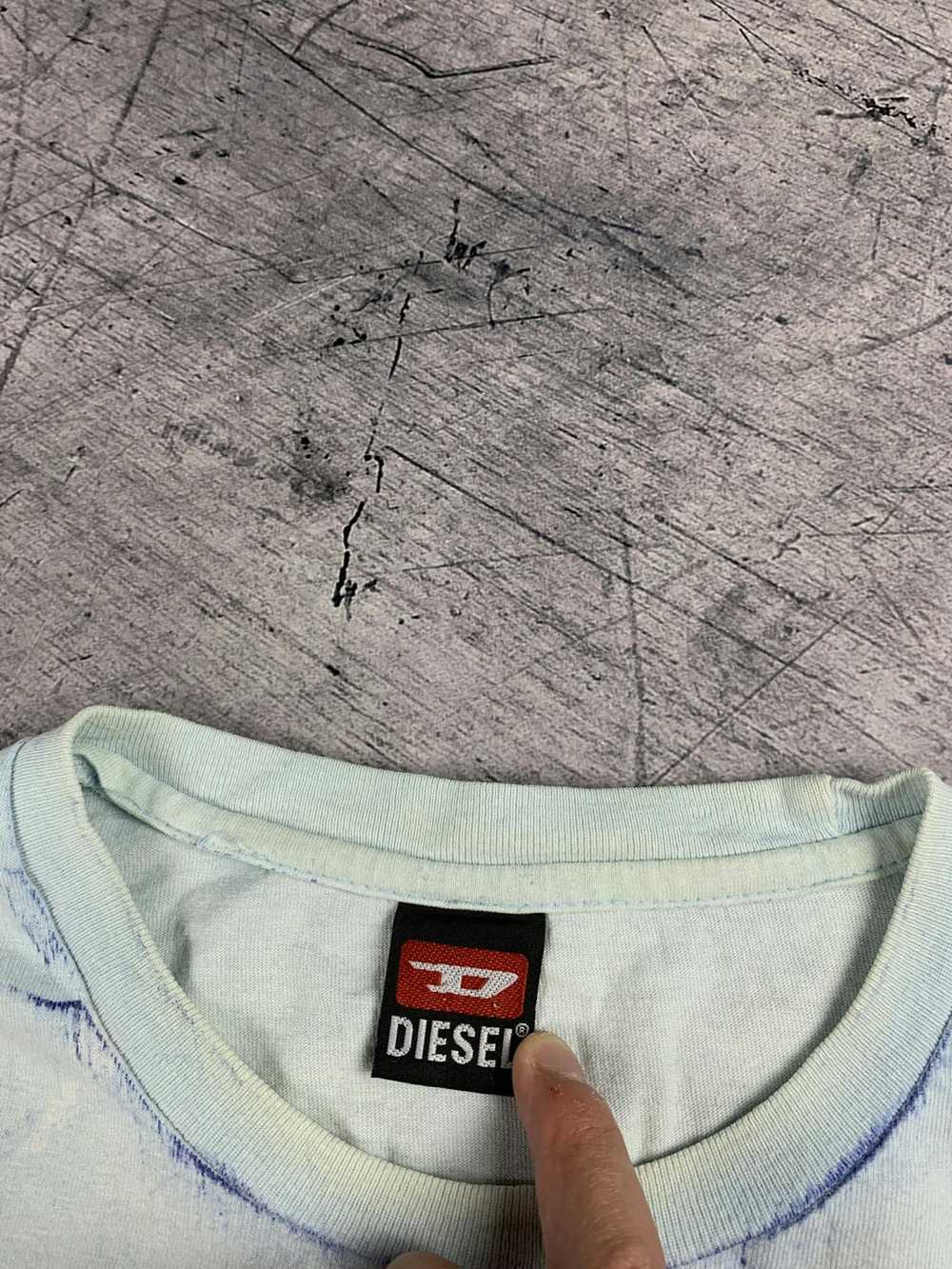 Diesel × Hype × Vintage Vintage 90s Diesel T-Shir… - image 5