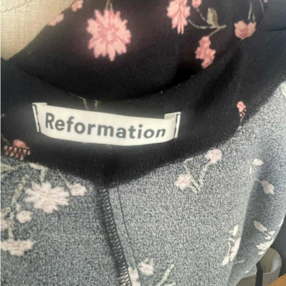 Reformation Reformation Jade Floral Open Back Mid… - image 6