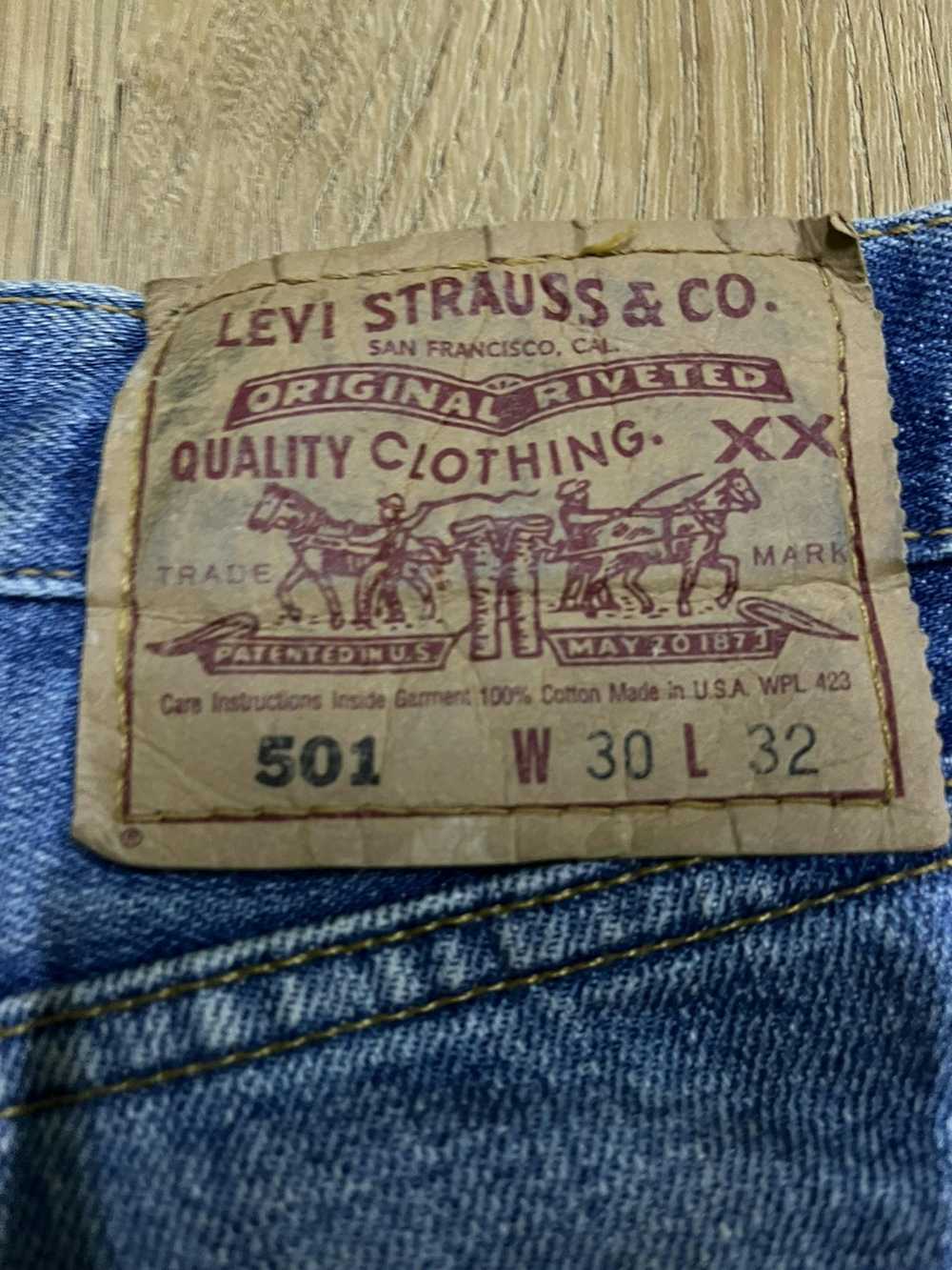 Levi's × Vintage Vintage Levi’s 501 distressed de… - image 7