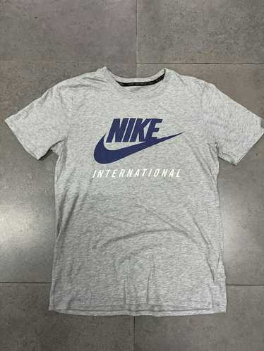 Nike × Sports Specialties × Sportswear Nike Intern