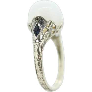 14k DELTAH MOONSTONE and Sapphire ring. White Gold