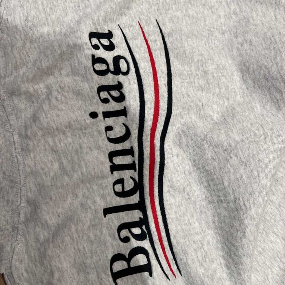 Balenciaga T-Shirt Upside Down OFFERS ACCEPTED in… - image 7