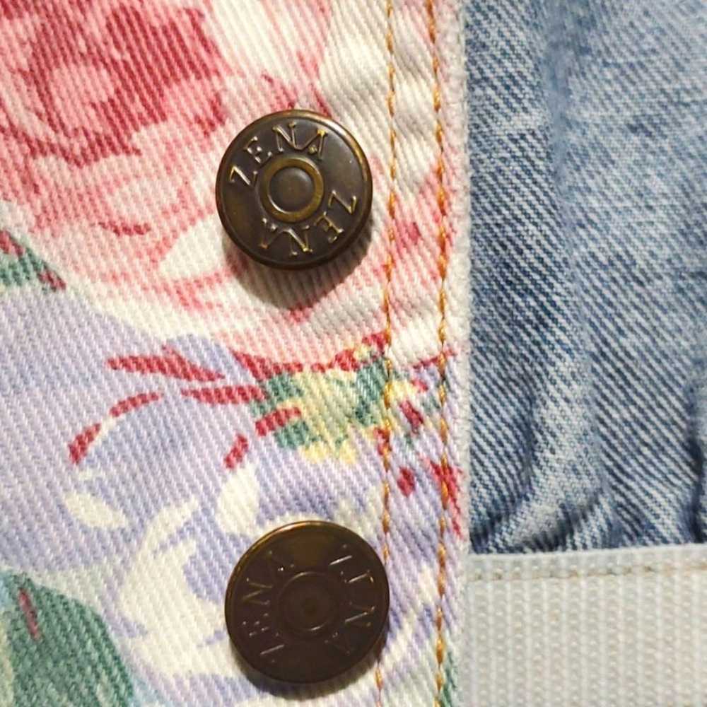 Vintage Zena Jeans Denim Floral and Stonewash Ves… - image 6