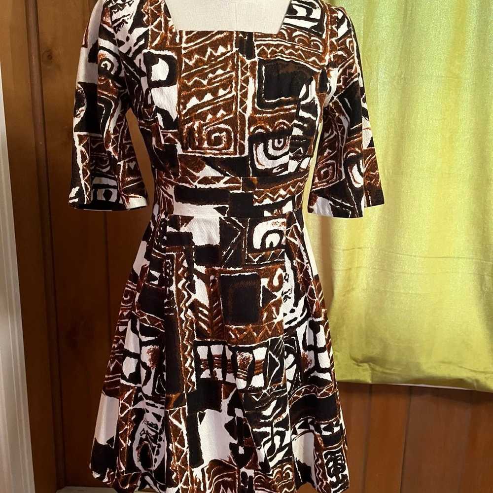 Rare! True Vintage Stunning Hawaiian Print Dress - image 1