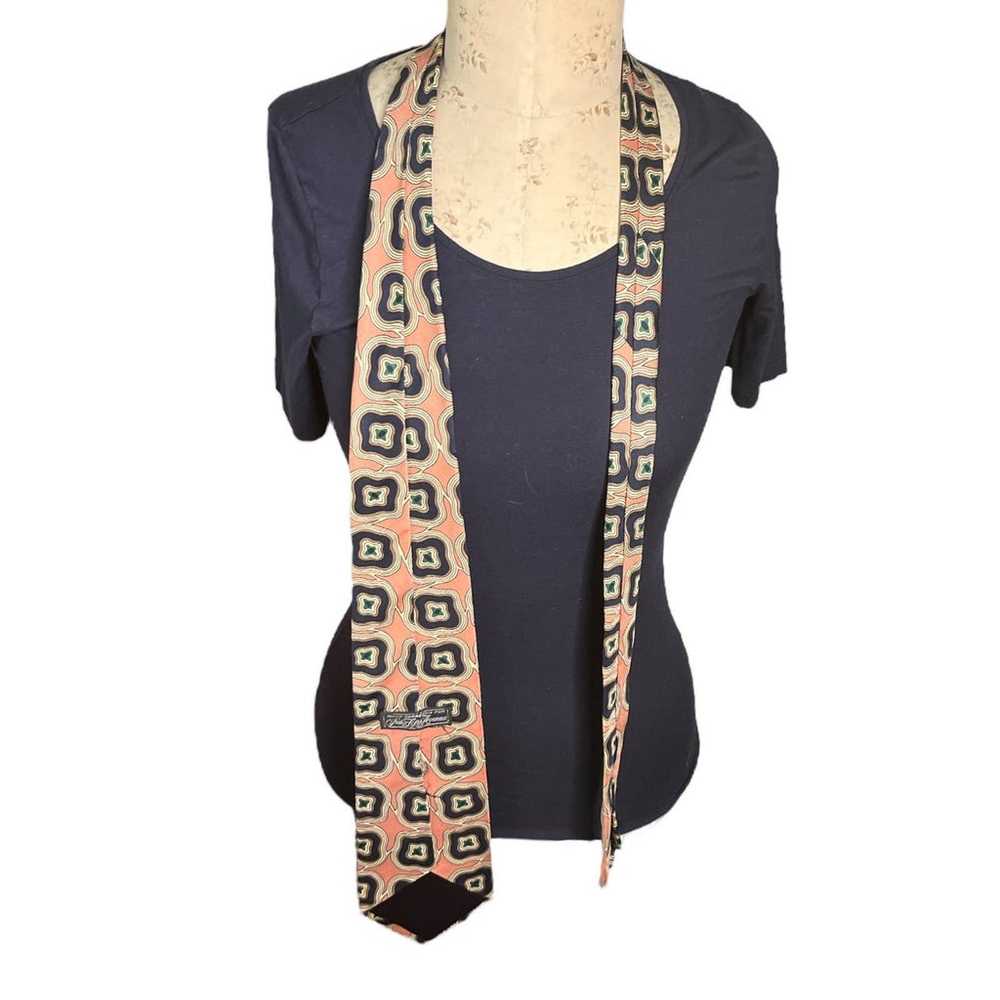 Saks Fifth Avenue Vintage Silk peach tie with abs… - image 2