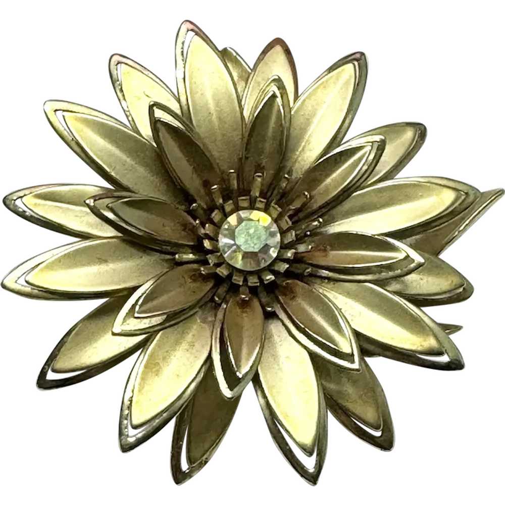 Vintage gold rhinestone flower brooch pin - image 1