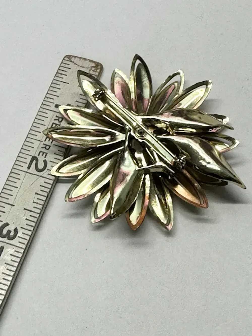 Vintage gold rhinestone flower brooch pin - image 3