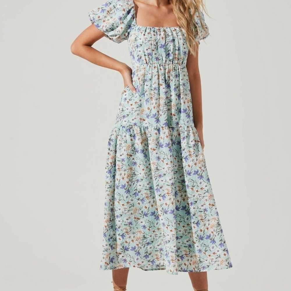 Astr the Label BUBBLE SLEEVE FLORAL TIERED MIDI D… - image 2