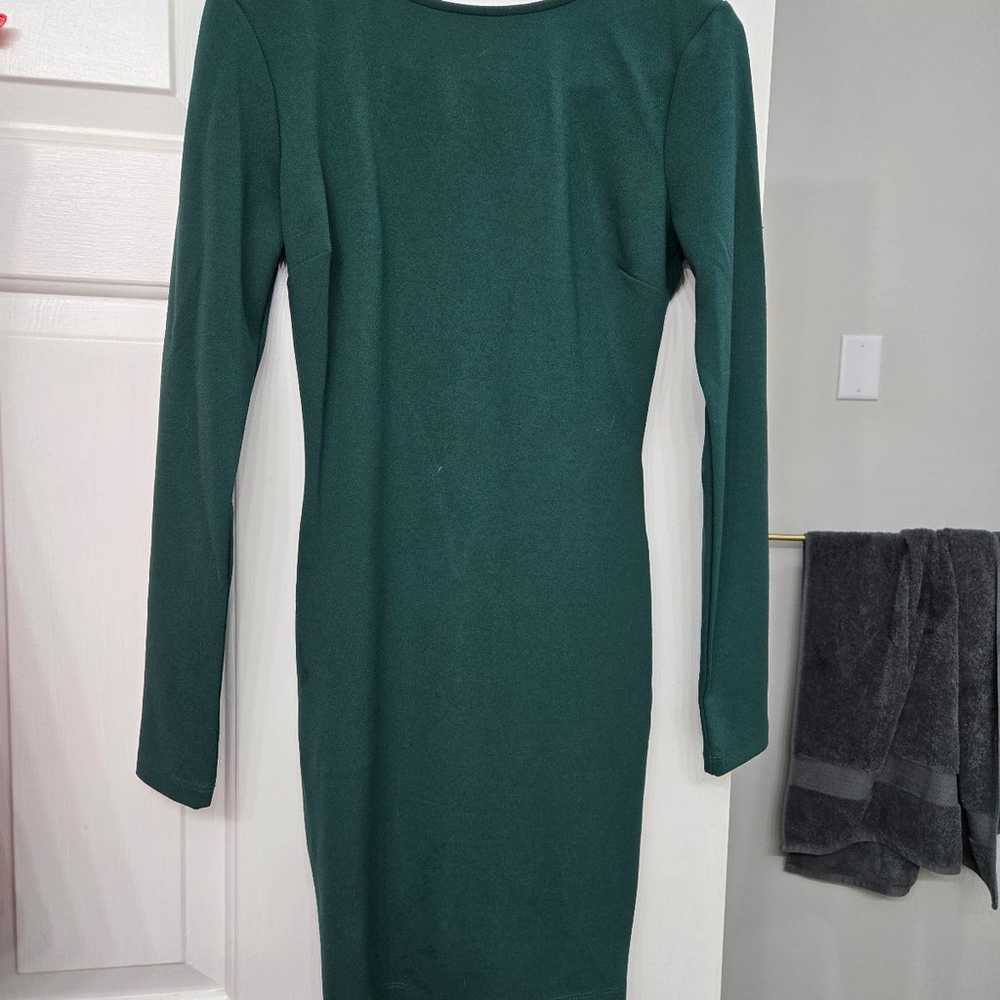 Green Open Back Long Sleeve Homecoming Dress - image 2