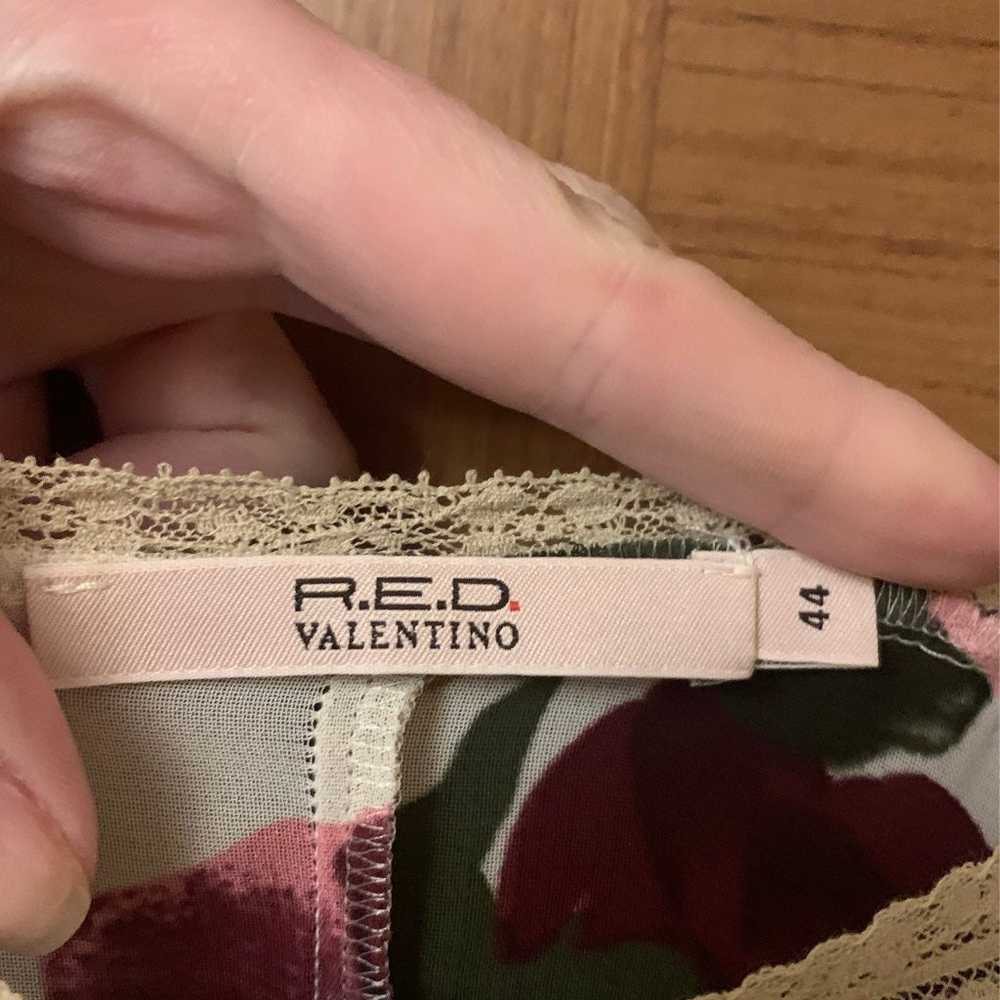 Valentino silk floral knee length dress - image 3