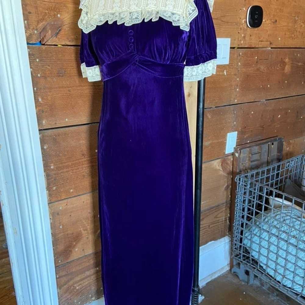 Vintage Sue Gail velvet Dress - image 3