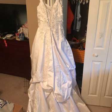 Wedding Dress Wedding Gown Like New 8 - image 1