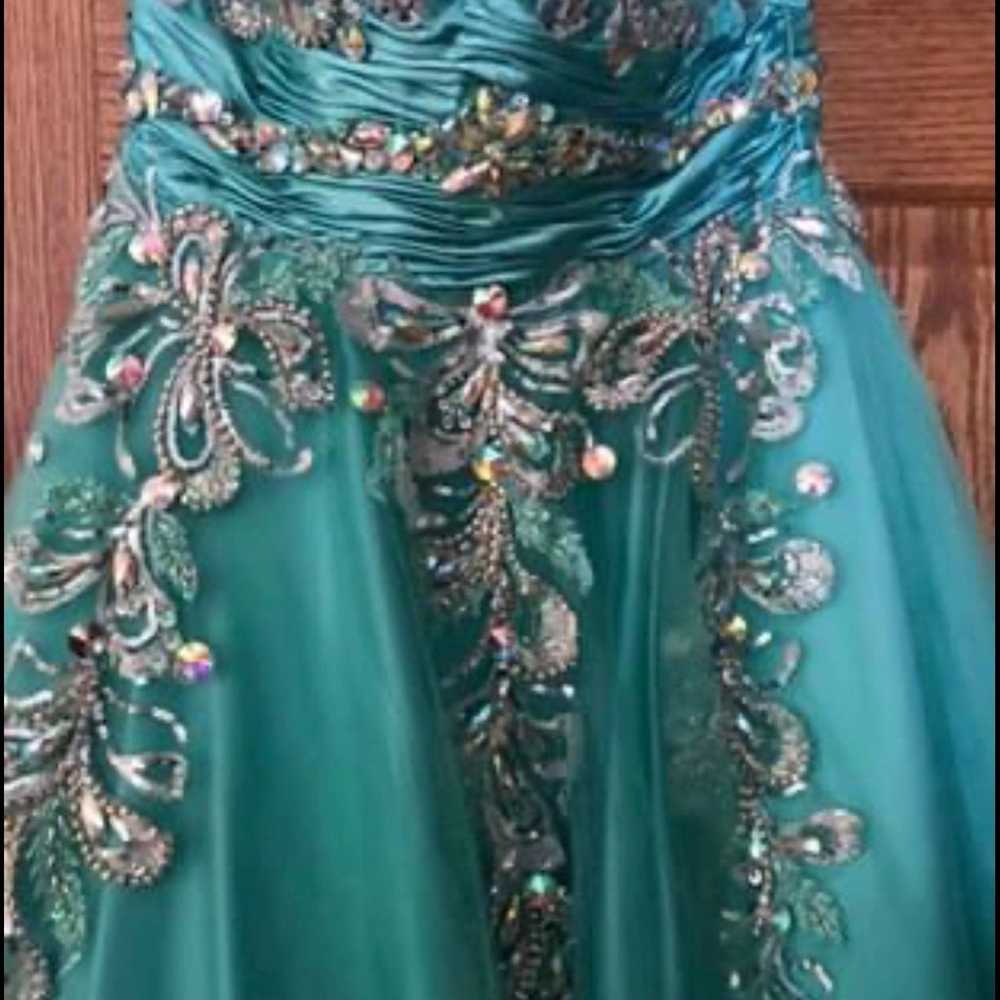 Prom formal dress size 2 - image 2