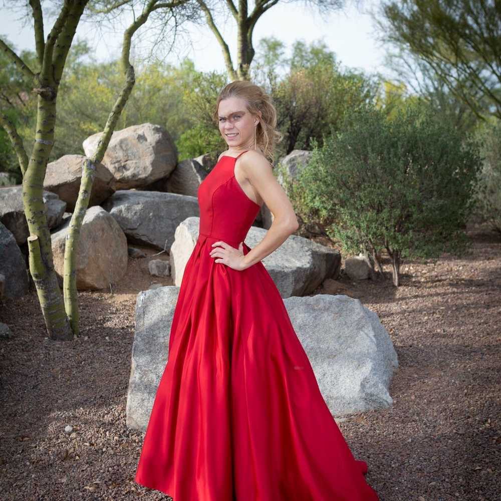 Red ballgown size 0 - image 1