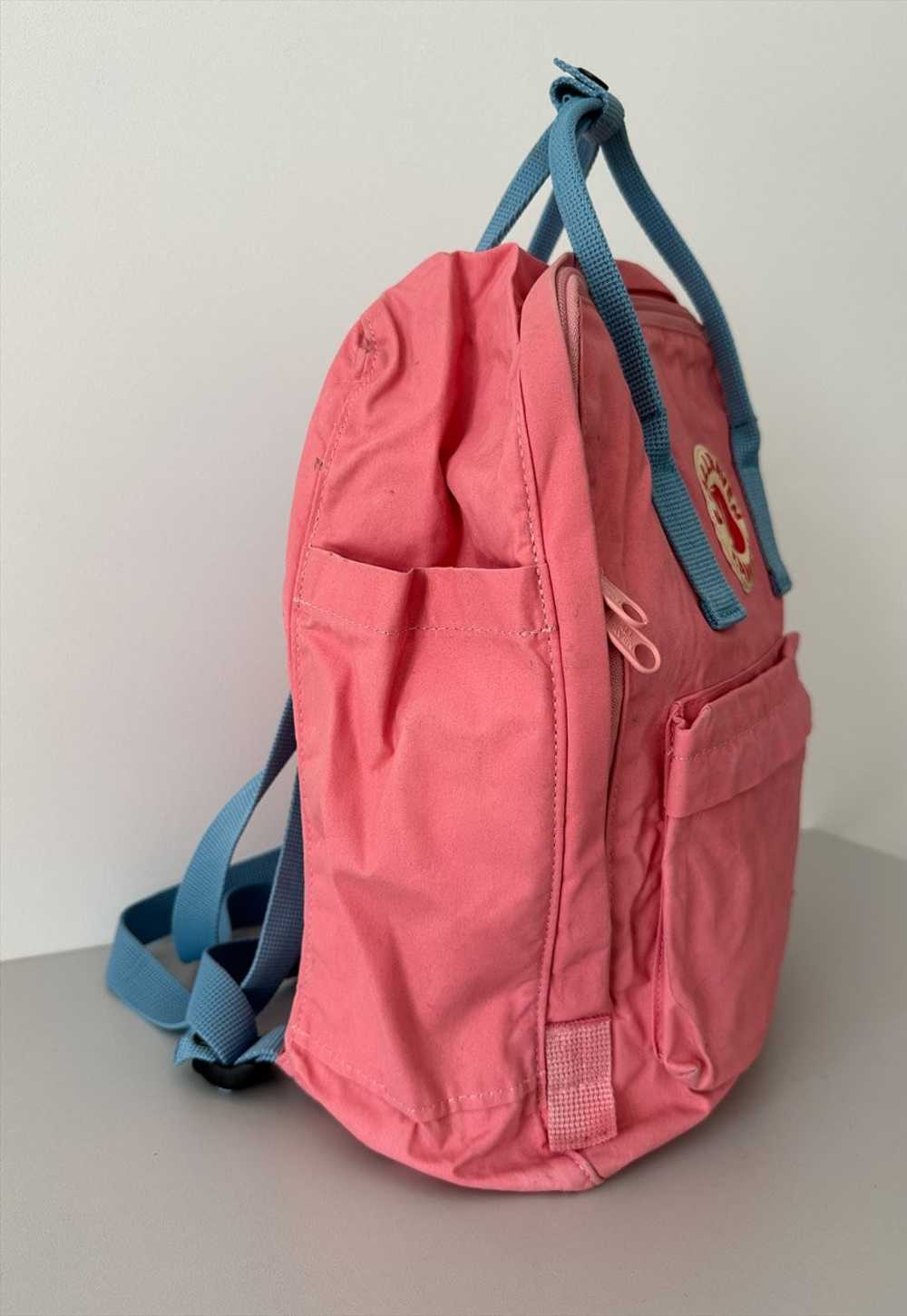 Fjallraven Kanken Bag Backpack - image 4