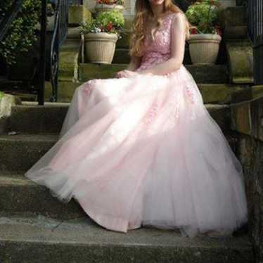 Prom dress - image 1