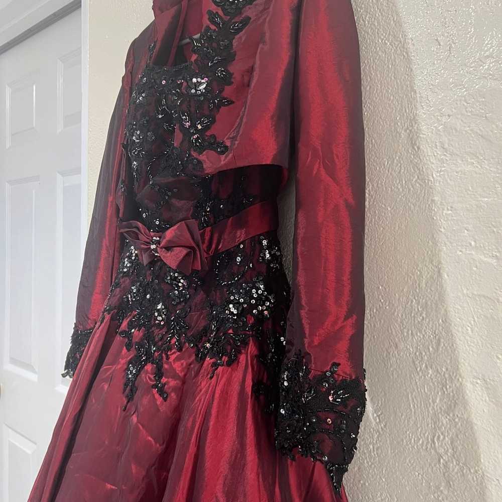 Never used Tony Bowls Evenings Gown Size 10 Red a… - image 4