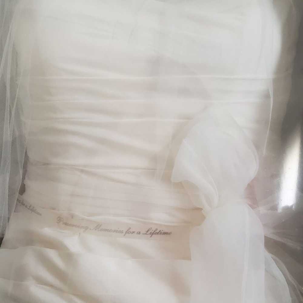 Mermaid Shape Off White Wedding Dress - image 6