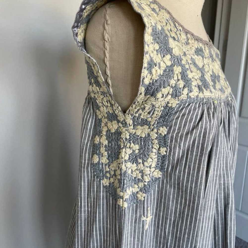 Mi Golodrina Embroidered Gray White Striped Dress - image 5
