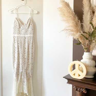 • Elle Zeitoune White Lace Mermaid Gown •