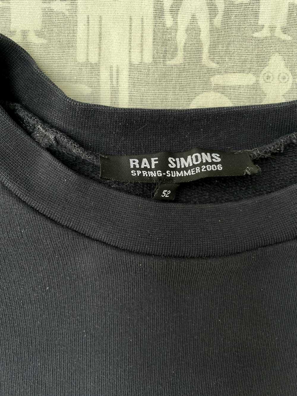 Raf Simons Raf Simons Cut-Out Faded Raglan Sweats… - image 10