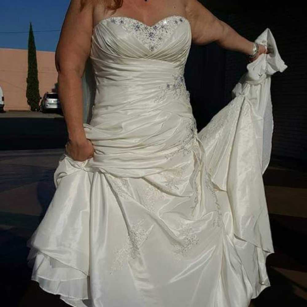 plus size wedding dress - image 2