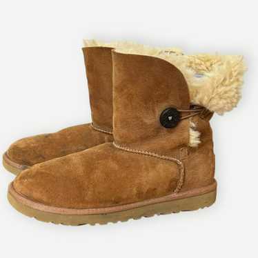 Ugg UGG Bailey Button Short Boot 5 Chestnut Tan S… - image 1