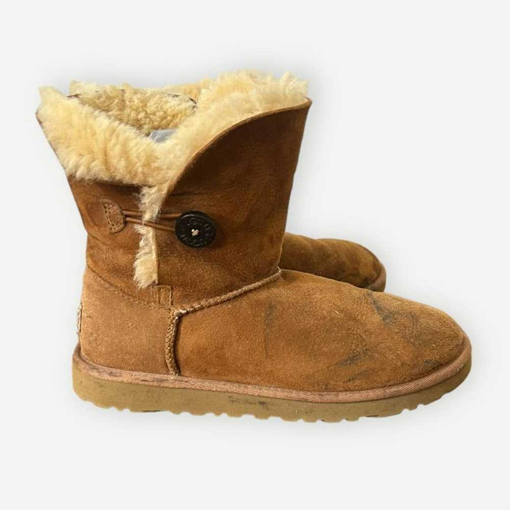 Ugg UGG Bailey Button Short Boot 5 Chestnut Tan S… - image 5